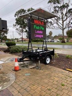 iCatcher double-sided rotated mobile sign board